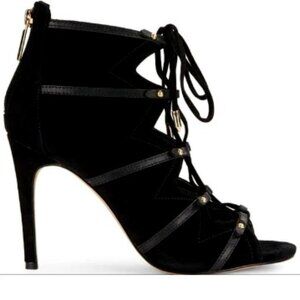 EUC KARL LAGERFELD Moyen Caine Caine flirty suede strap heel booties (6.5)